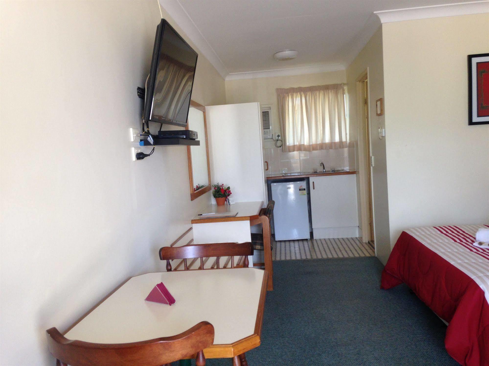 Country Rose Motel Ворік Екстер'єр фото